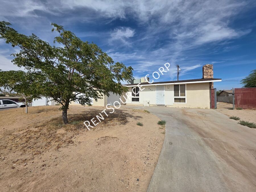 Foto principal - 561 Frances Dr