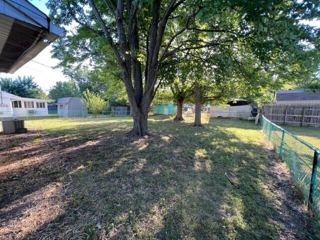 Foto del edificio - 3143 N Norfolk St