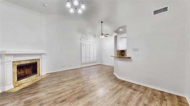 Foto del edificio - 5325 Bent Tree Forest Dr