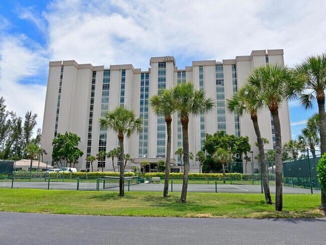 Foto del edificio - 2425 Gulf of Mexico Dr