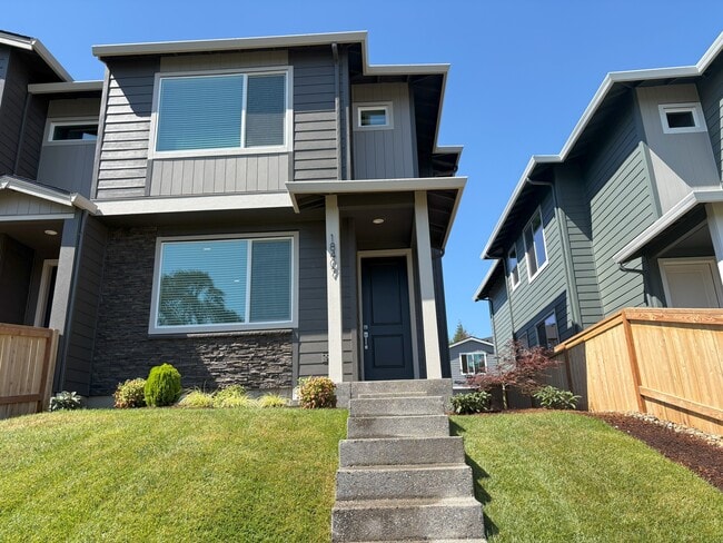 Photo - 18407 NE 43rd Pl Townhome