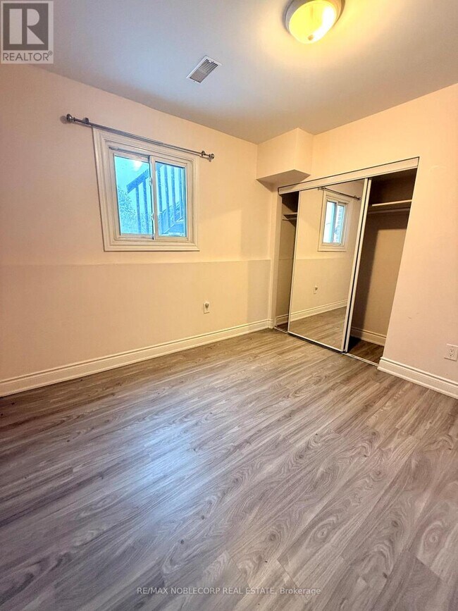 Photo du bâtiment - 54 Buckland Way