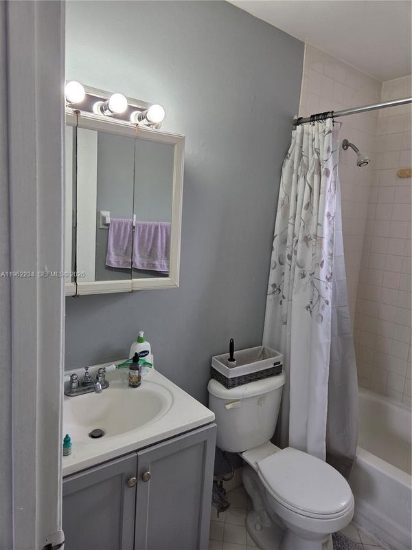 Foto del edificio - 8710 SW 3rd St