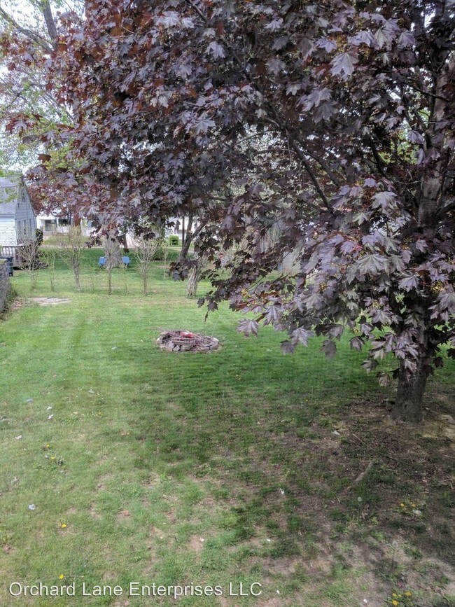 Foto del edificio - 2 br, 1 bath House - 455 Allenford St