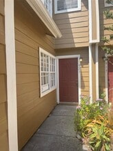Building Photo - 927 Washington Palm Loop