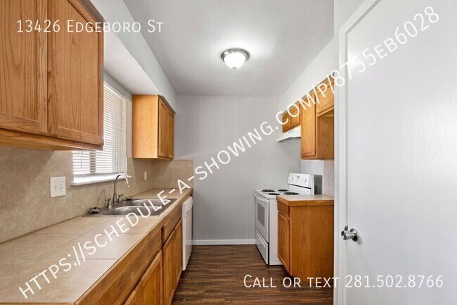 Foto del edificio - 13426 Edgeboro St