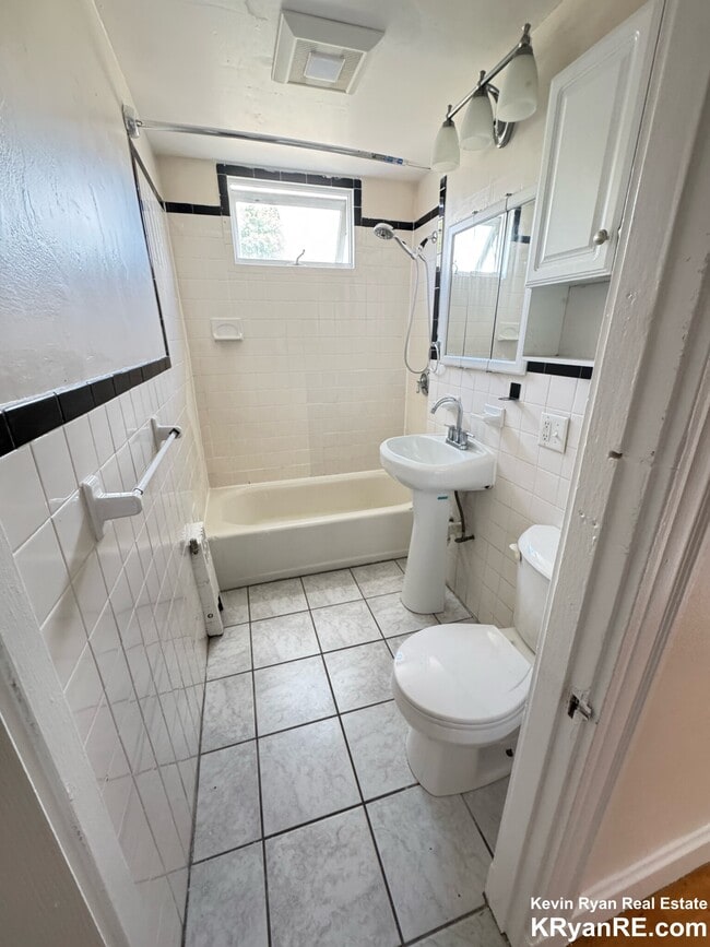 Foto del edificio - 41 Atkins St