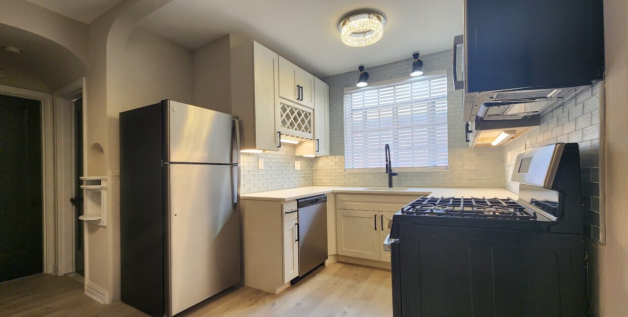 Foto principal - 6226 Nottingham Ave