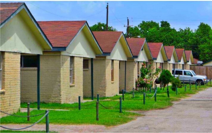 Primary Photo - 7812 Tierwester St