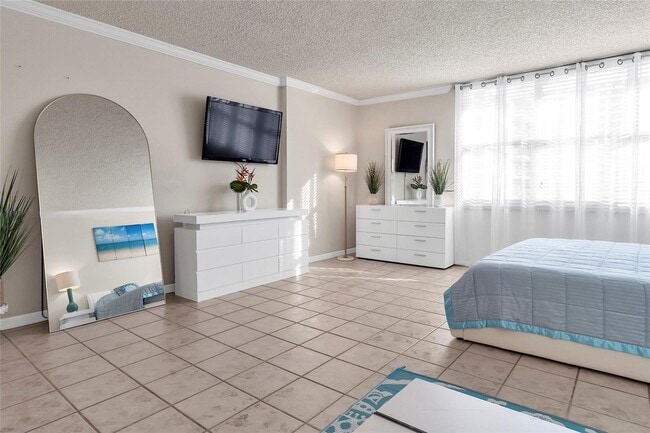 Foto del edificio - 2501 S Ocean Dr