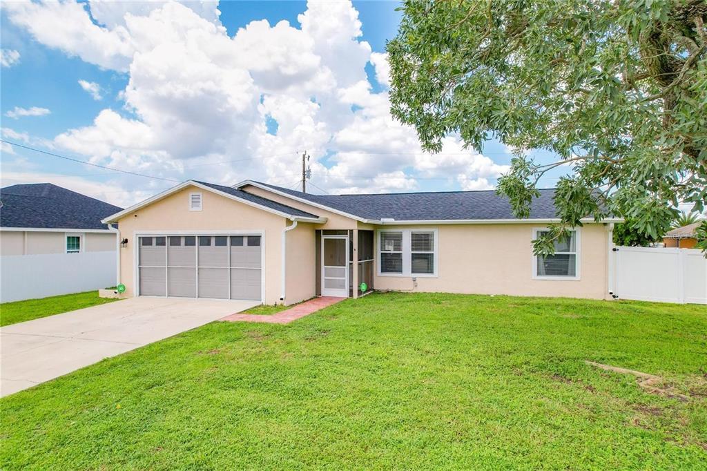 Foto principal - 421 Tropicana Pkwy E