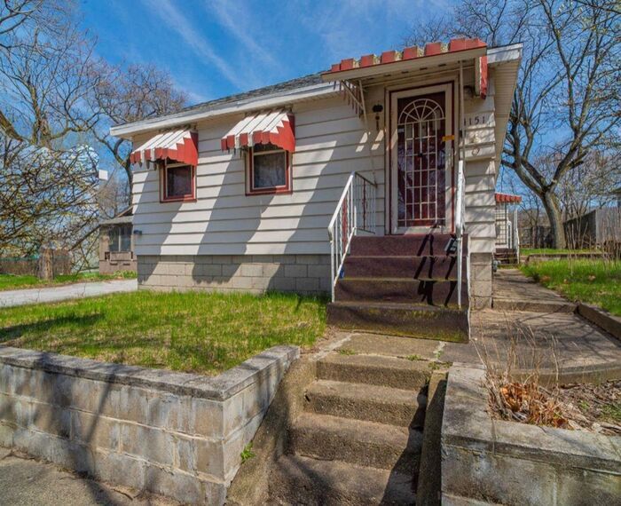 Foto principal - 4151 Delaware St