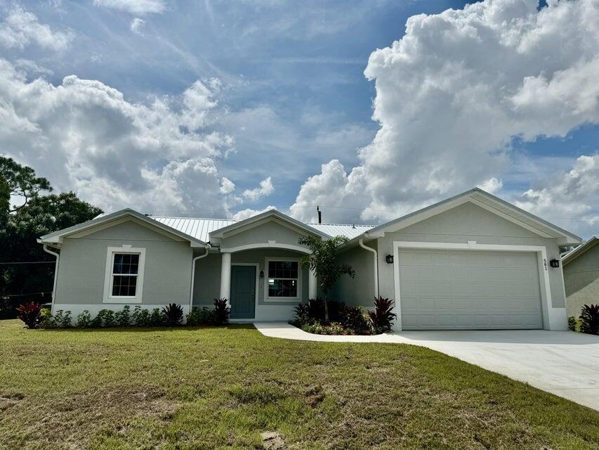 Foto principal - 581 SE 36th Terrace