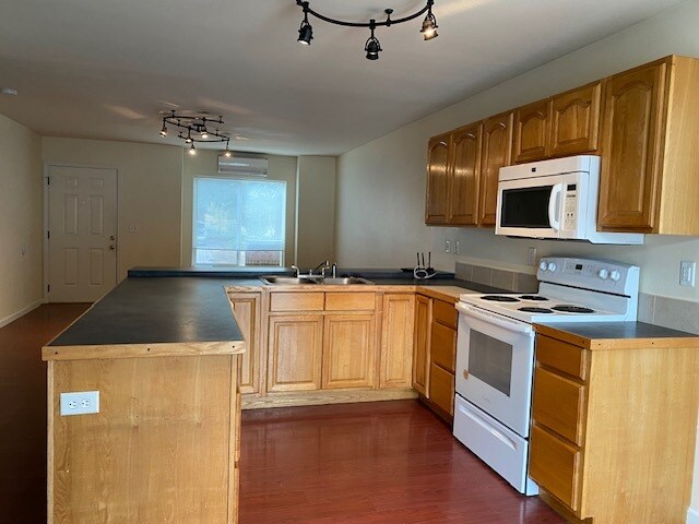 Foto del edificio - 240 Warren St S