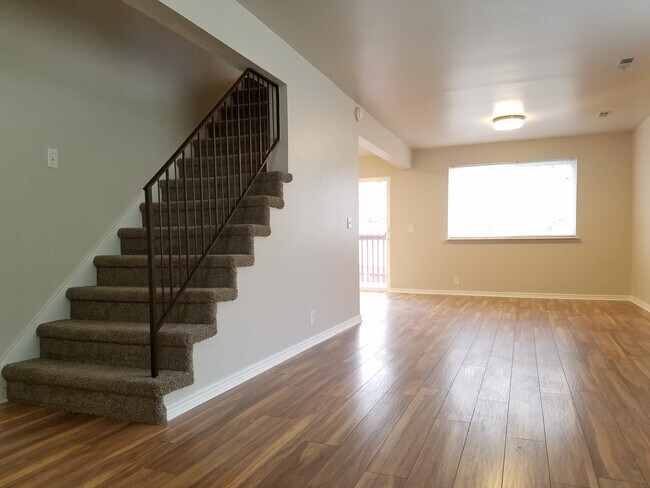 Foto del edificio - 7942 Chadbourne Dr