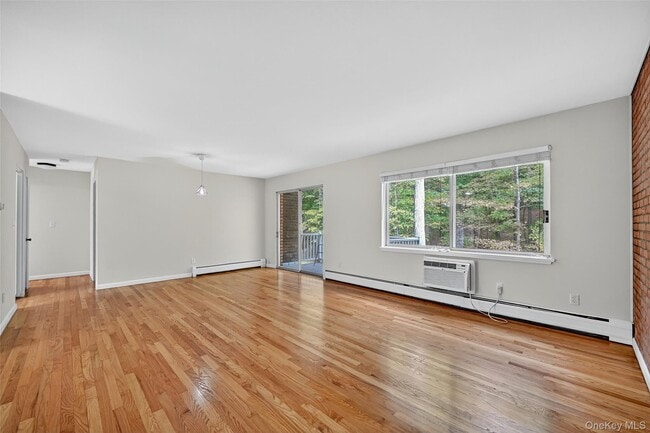 Building Photo - 19 Barnett Dr