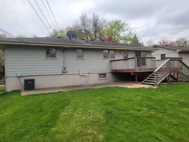 Backyard - 7820 48th Ave N