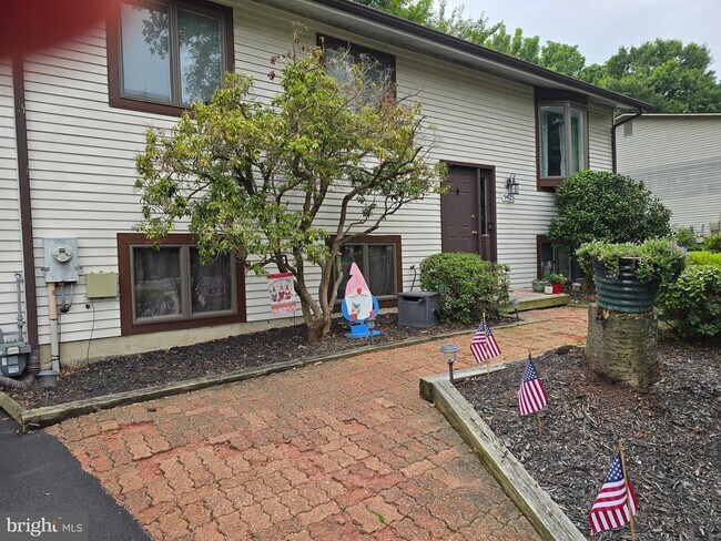 Foto del edificio - 9425 Farewell Rd