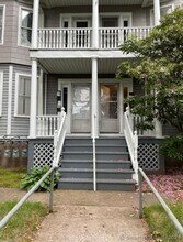 Building Photo - 350 Center St