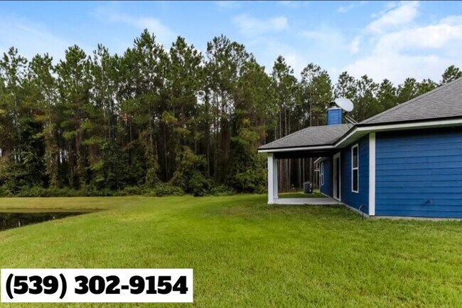 Foto del edificio - 81067 Lock Haven Dr