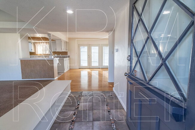 Building Photo - 5611 Tamworth Way