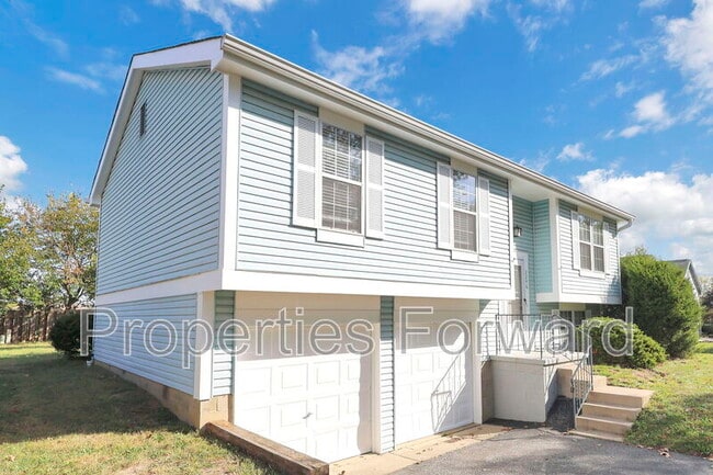 Building Photo - 2246 Shirlene Dr