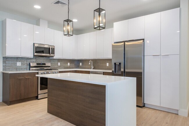 Foto del edificio - 3510 Bergenline Ave