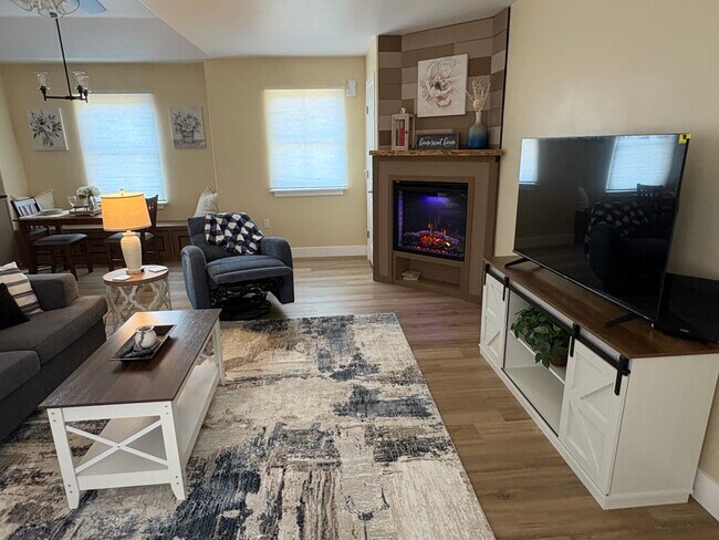 Foto del edificio - 8710 Palermo Dr