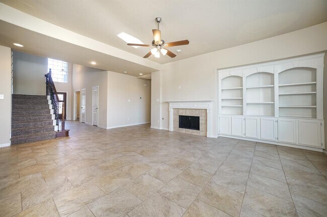 Foto del edificio - 4643 Countrycrossing Dr