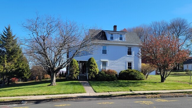 Building Photo - 59 View St