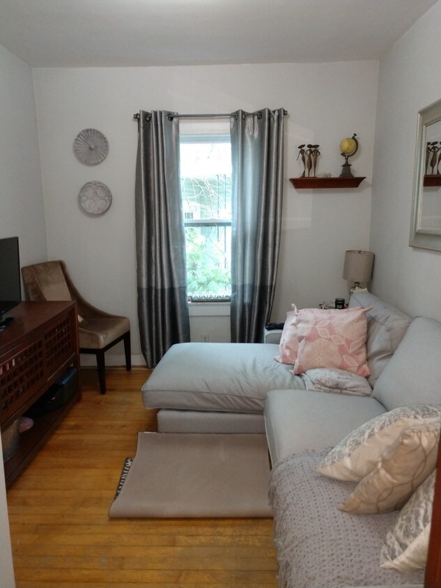 Foto principal - 109 Beacon St