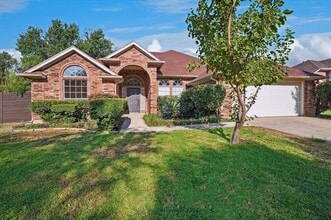 Building Photo - 4910 Shadowood Trl