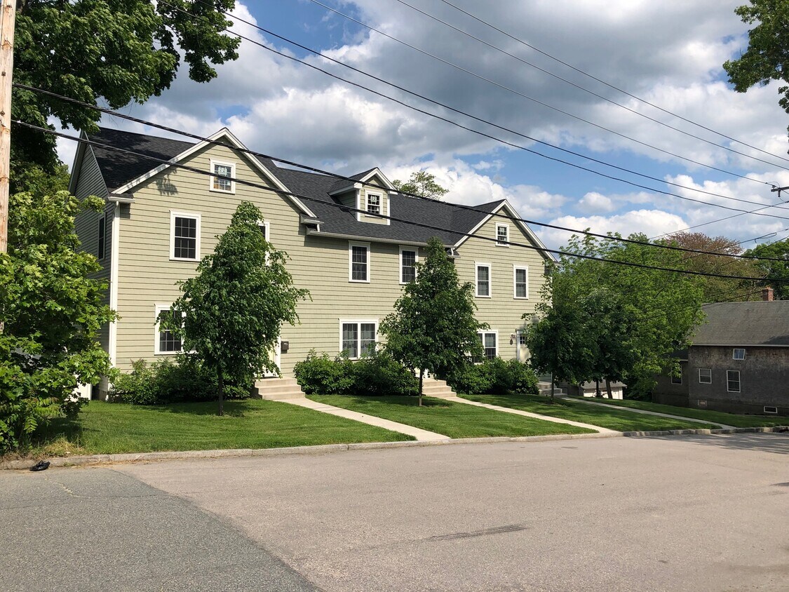39 Boston Ave, Worcester, MA 01604 Townhome Rentals in Worcester MA