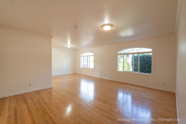 Foto del edificio - Spacious San Jose Home w/Cupertino Schools!