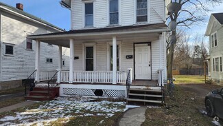 Building Photo - 605-605-605-602 W State St