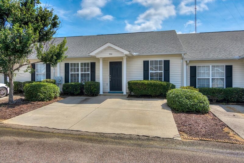 Primary Photo - 968 Cammaron Way