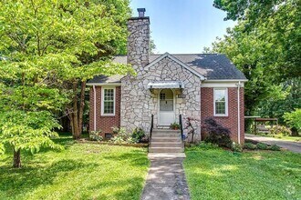 Building Photo - 438 McNabb Ave