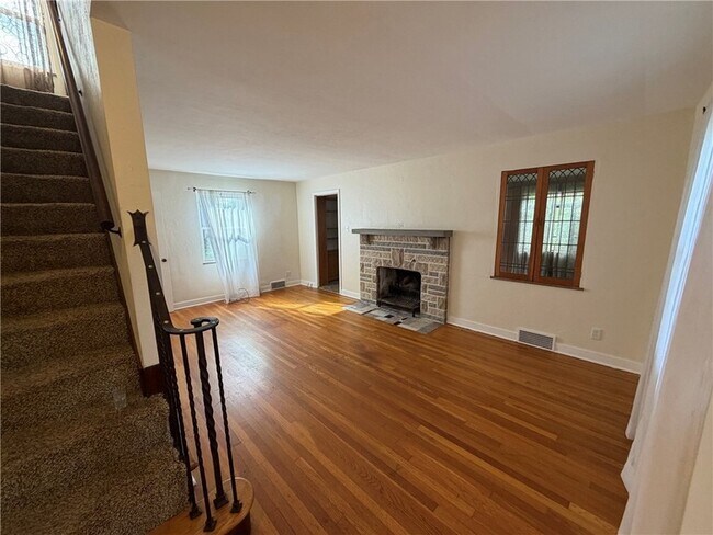 Foto del edificio - 218 Jackson Cir