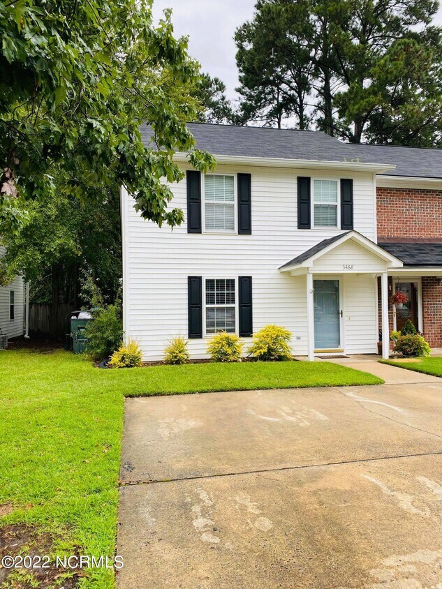 3468 Westgate Dr, Greenville, NC 27834 Townhome Rentals in Greenville