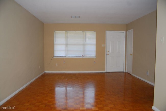 Foto del edificio - 3 br, 2 bath House - 2215 Kevin Ct