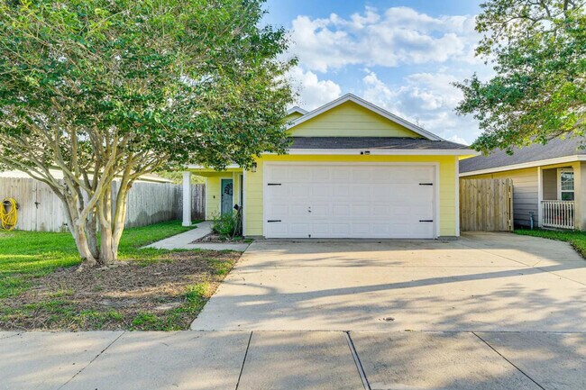 Building Photo - 1509 Oak Harbor Dr