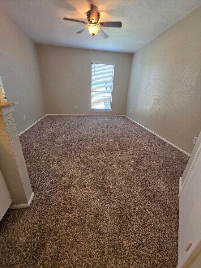 Building Photo - 15534 Zabolio Dr