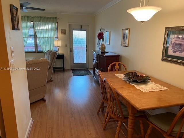 Foto del edificio - 434 Tilford S