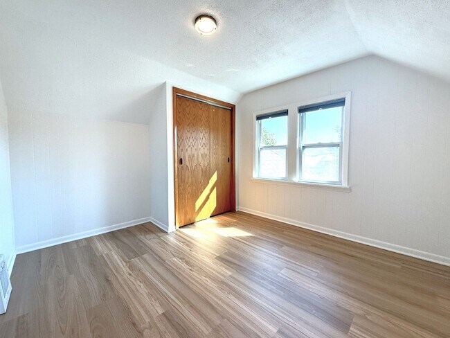 Foto del edificio - 1509 S 52nd St