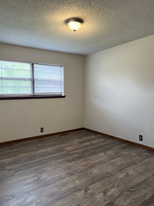 Foto del edificio - 3329-3331 Hawthorn