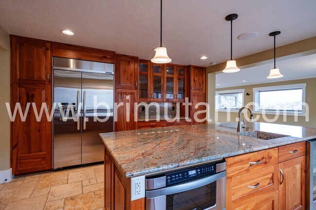 Foto del edificio - 105 Young Oak Rd