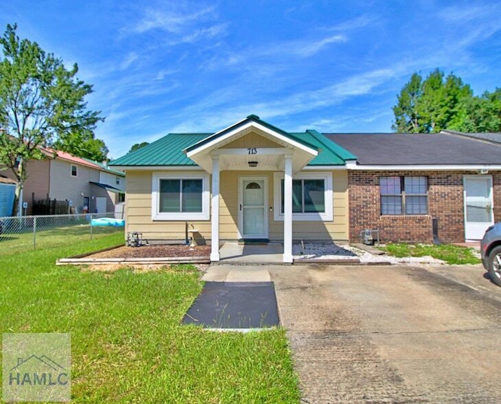 Foto principal - 713 Sharon St
