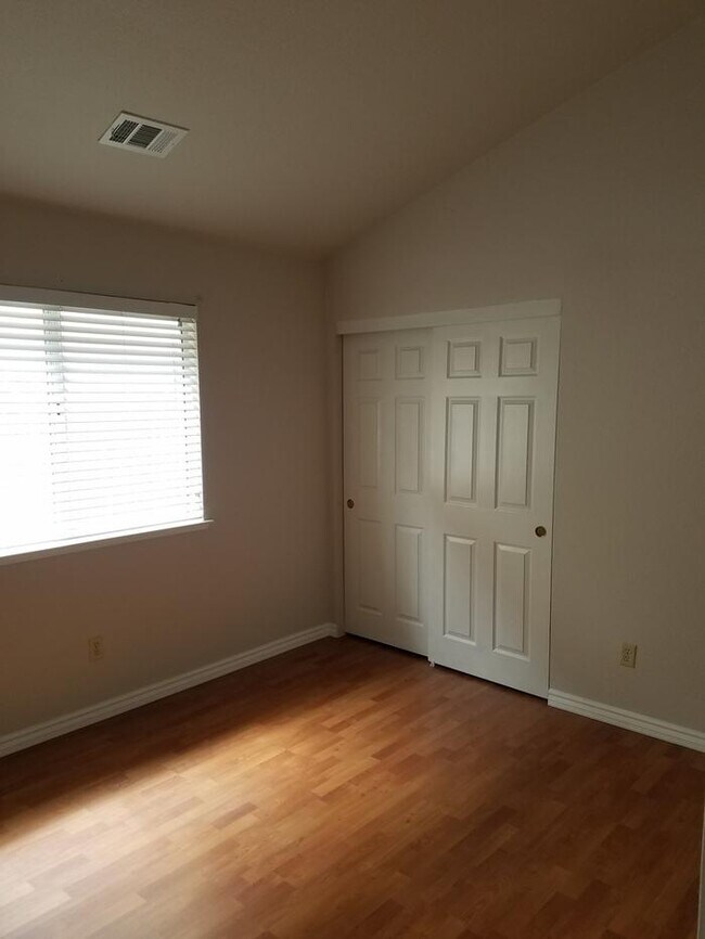 Building Photo - 1170 Cornucopia Pl
