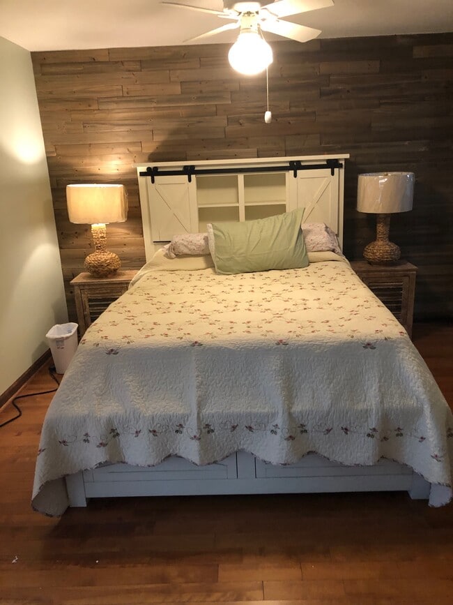 Foto del edificio - 33 Channel Ln