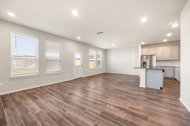 Building Photo - All Appliances Included!!  Like New Open Floor Plan!!!